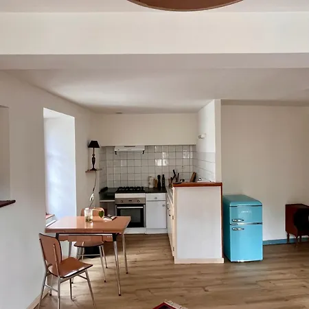 Minimaliste Et Cozy 아파트 카자르크